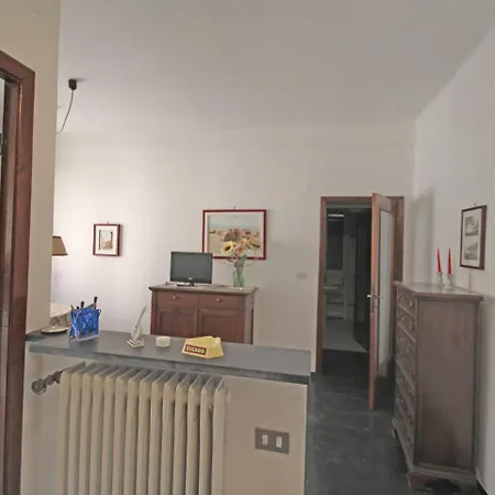 Locazione Turistica Isotta Appartement *